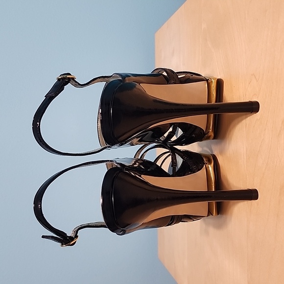 BEBE Baili black leather high heels sandals, Size 7.5M - Picture 4 of 8